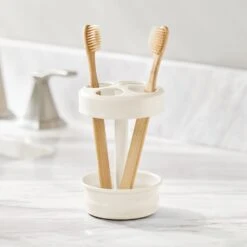 3-Piece Bathroom Accessories Set -Home storage 1000 Square JPG 13109MDBA Environment 1