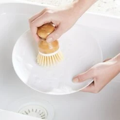 2-Piece Bamboo Dish Brush Set -Home storage 2000 Square JPG 04018MDK.PT01