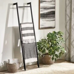 Leaning Towel + Blanket Ladder -Home storage 2000 Square JPG 06700MDBST glam 20blankets