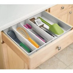 4-Section Expandable Cutlery Tray -Home storage 2000 Square JPG 07659MDK.PT01