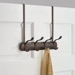 Over-the-Door 4-Hook Rack -Home storage 2000 Square JPG 31741 20 20Environment